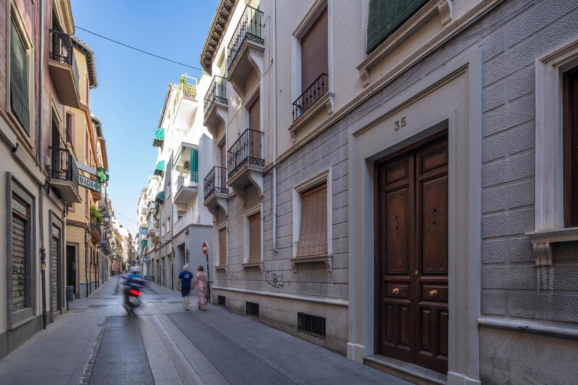 Parking Free, Granada Vintage Haven Apartment Bagian luar foto